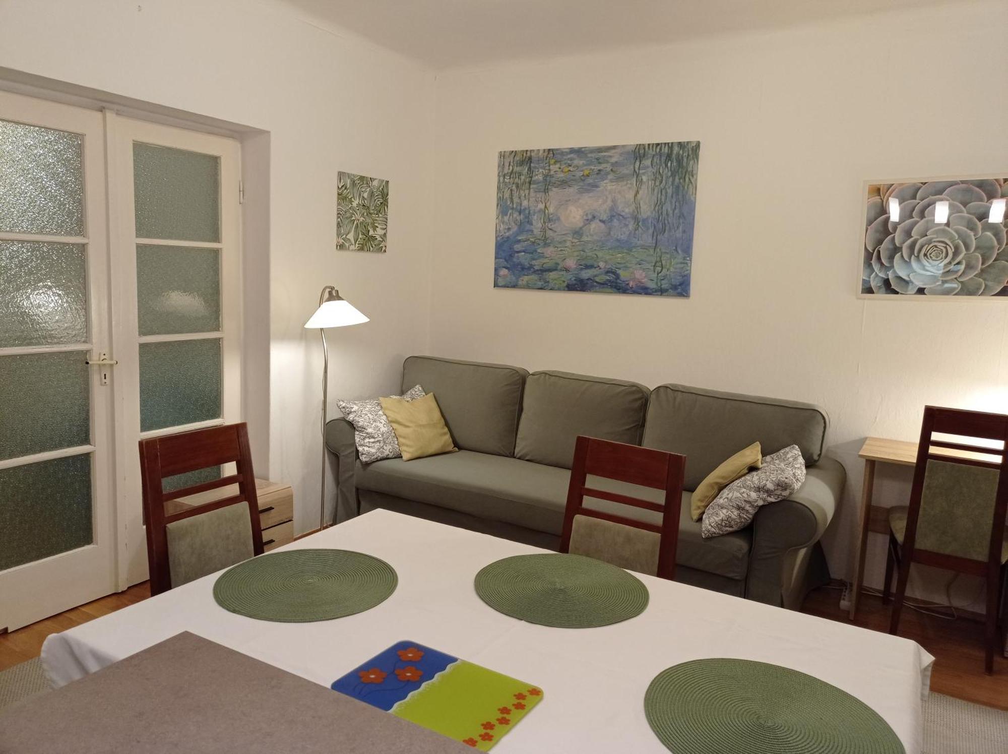 Zsuzsa Apartman Budapest Exteriör bild