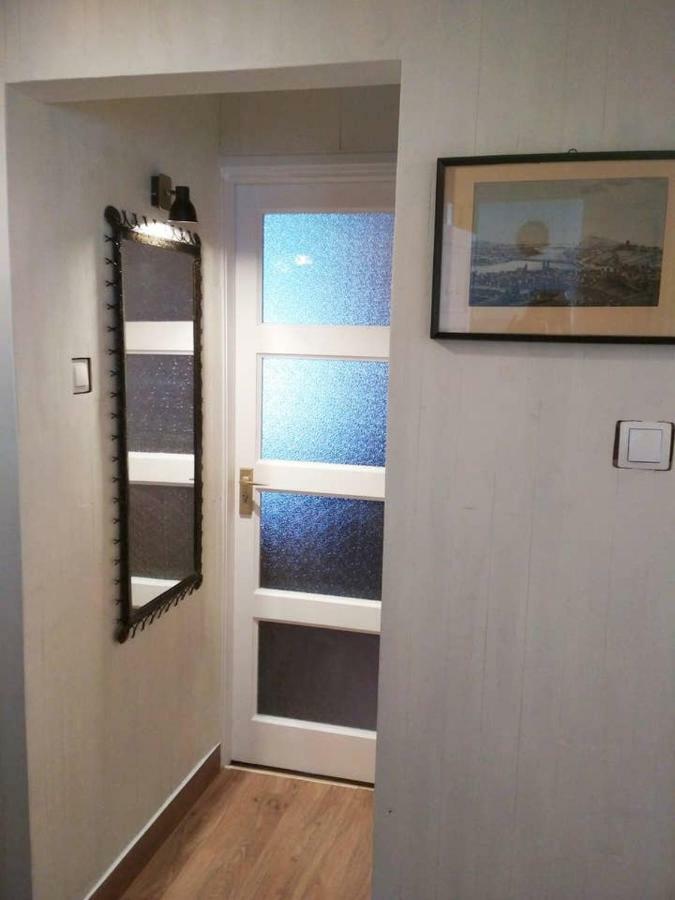 Zsuzsa Apartman Budapest Exteriör bild